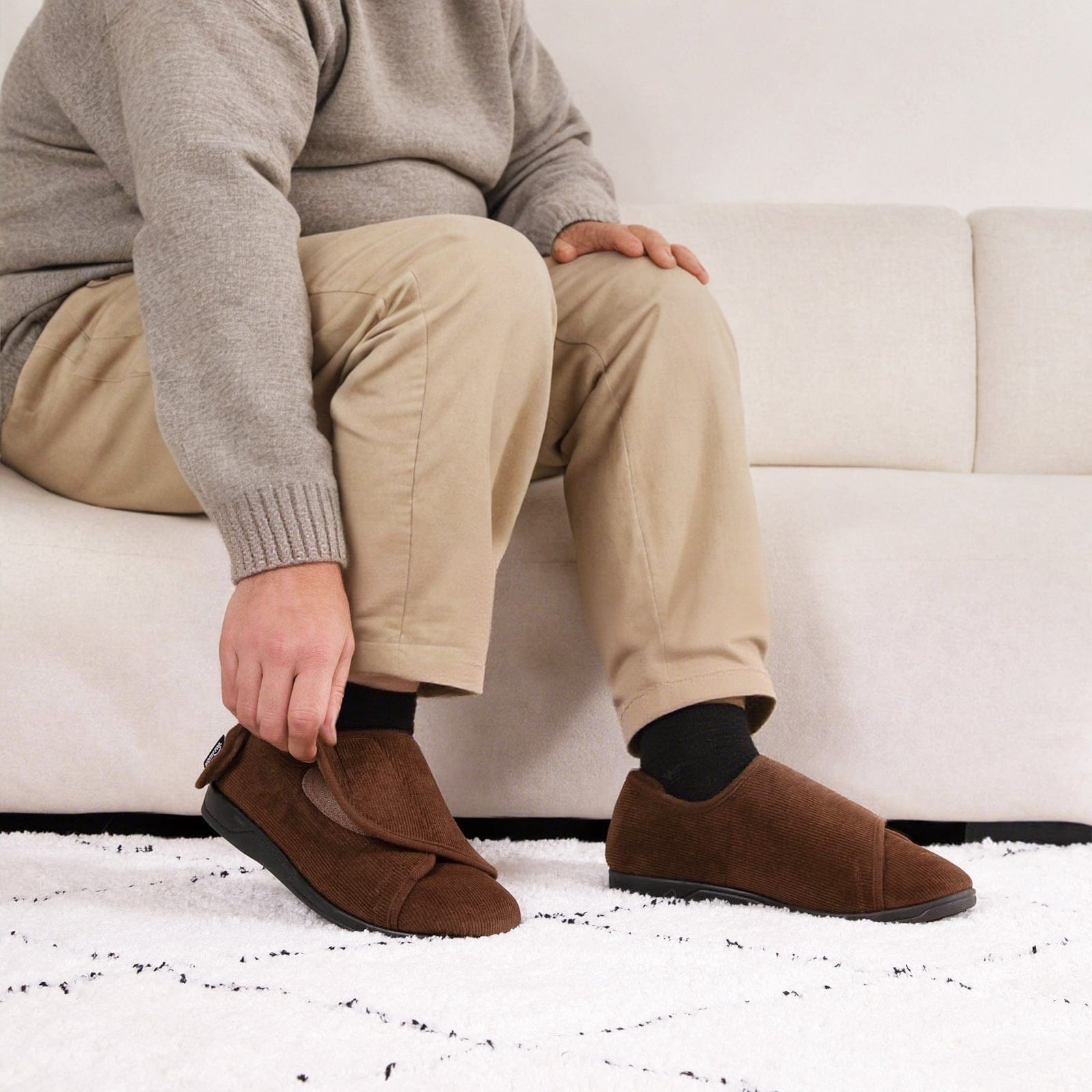 Men's Adjustable Memory Foam Extra Wide Shoes for Diabetic Edema Swollen Feet